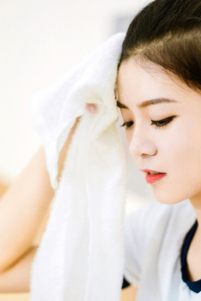《年轻女教师3》在线